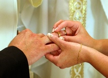 Małżeństwo dla Kościoła ciągle ważne
