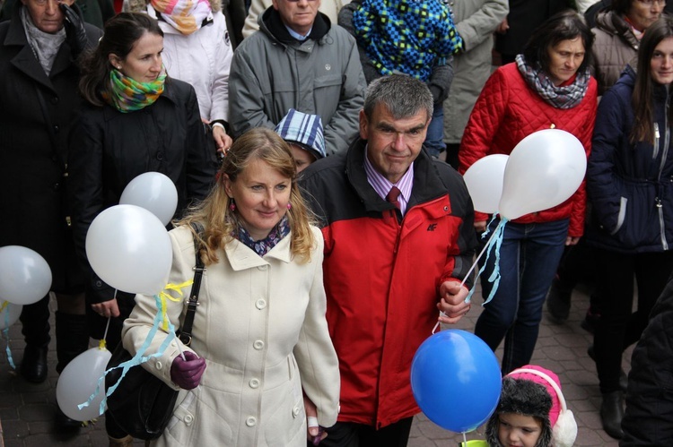 VII Diecezjalny Marsz dla Życia i Rodziny w Brzesku