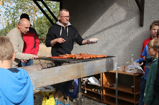 (przed)Dzień Papieski w Sulistrowicach - cz. 2