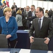 7.10.2015. Strasburg. Francja. Kanclerz Niemiec Angela Merkel i prezydent Francji François Hollande w Parlamencie Europejskim