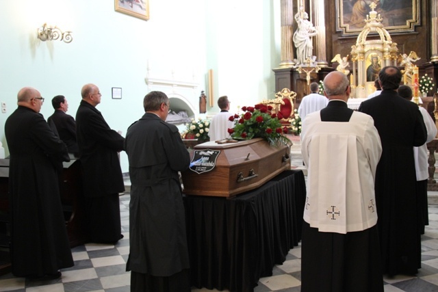 Ostatnie pożegnanie śp. Anny Abdank-Kozubskiej