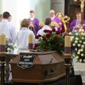 Ostatnie pożegnanie śp. Anny Abdank-Kozubskiej w kościele św. Marii Magdaleny w Cieszynie