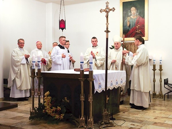 Mszy Świętej inaugurującej rok akademicki przewodniczył biskup elbląski ks. dr Jacek Jezierski