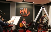 Zespół "niemaGotu" na żywo w Radiu eM