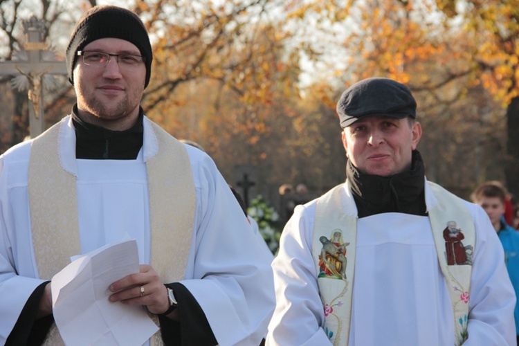 Uroczystość Wszystkich Świętych w Skierniewicach