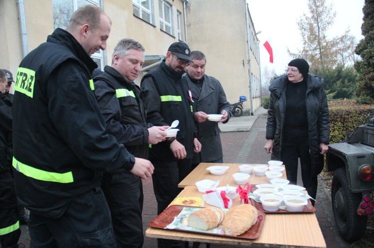 Uroczystości patriotyczne w Julianowie