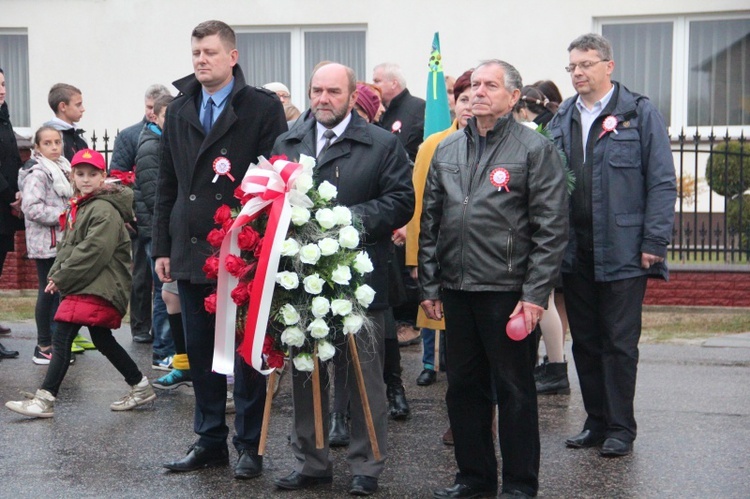 Uroczystości patriotyczne w Julianowie