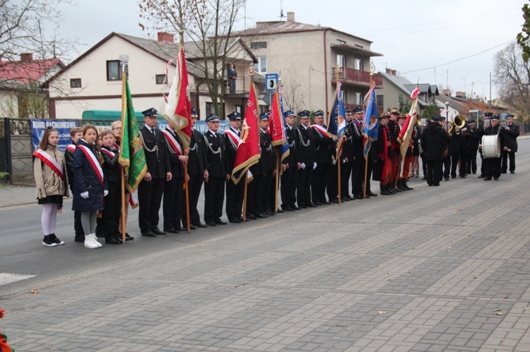 Uroczystości patriotyczne w Łyszkowicach