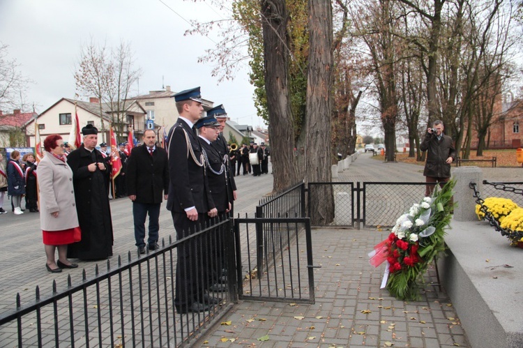 Uroczystości patriotyczne w Łyszkowicach