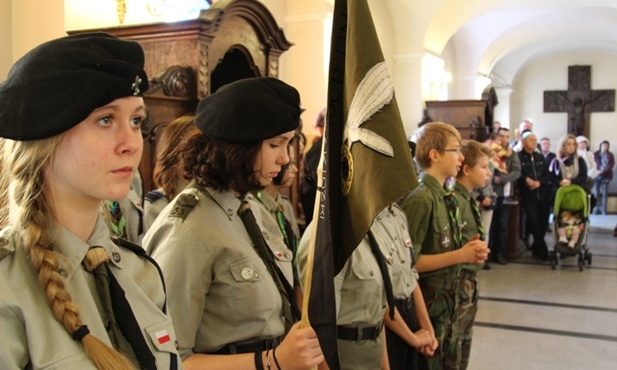 W uroczystości uczestniczyło wielu harcerzy