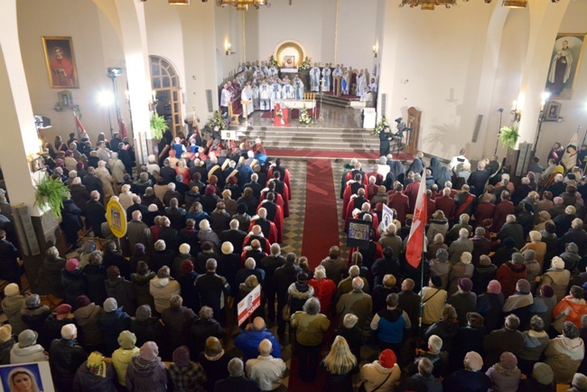 Relikwie Apostołów Miłosierdzia w skarżyskiej Ostrej Bramie