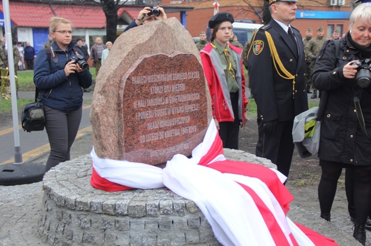 Obelisk ofiarom z 1945 r. 