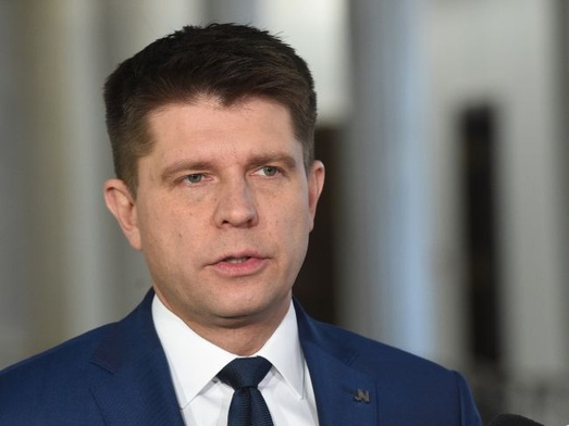 Petru chce zaskarżenia obu ustaw o TK