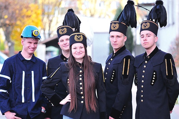 Uczniowie technikum myślą o studiach i pracy w „Bogdance”