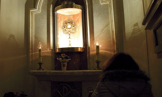 Już przez sześć nocy w tygodniu trwa adoracja Jezusa w kościele  św. Marii Magdaleny w Tychach