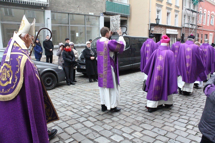 Otwarcie Bramy Miłosierdzia