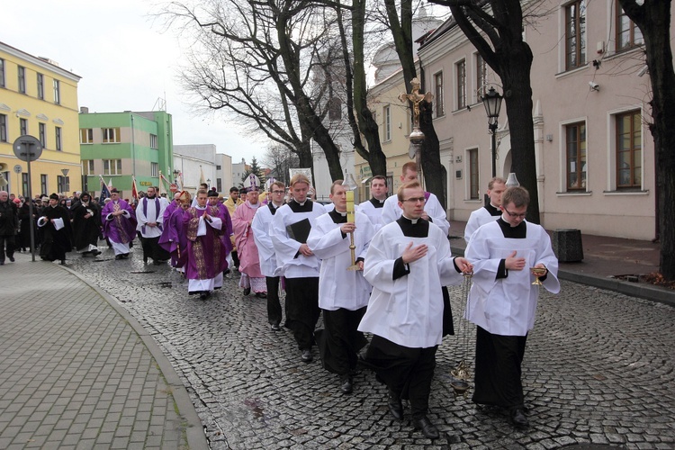 Otwarcie Bramy Miłosierdzia w Łowiczu