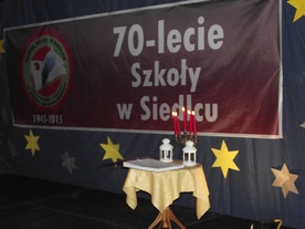 Zespół Szkół w Siedlcu istnieje od 70 lat