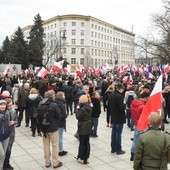 Warszawska manifestacja KOD rozwiązana