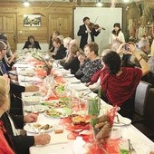 Goście z innych krajów byli zachwyceni polską tradycją wigilijnego stołu