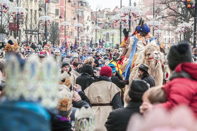 Uczestnicy orszaku dostaną orszakowe korony oraz śpiewniki, a Anioły dokonają „spisu ludności” przy pomocy orszakowych naklejek