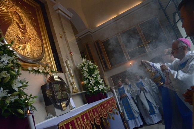 2015.07.05 - 10. rocznica koronacji obrazu MB Miłosierdzia w Skarżysku-Kamiennej