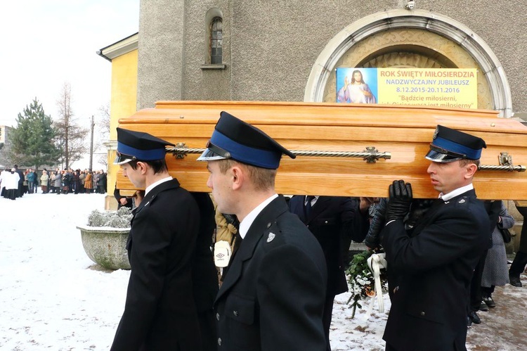 Pogrzeb ks. Jana Sali