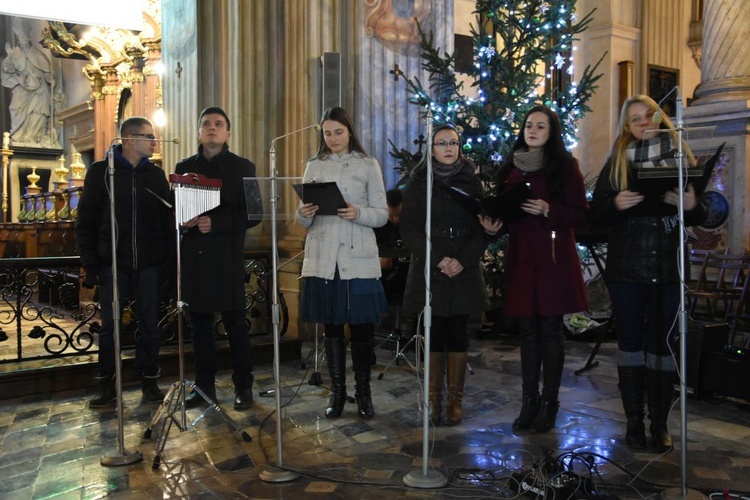 Kolędowanie z kardynałem 2016