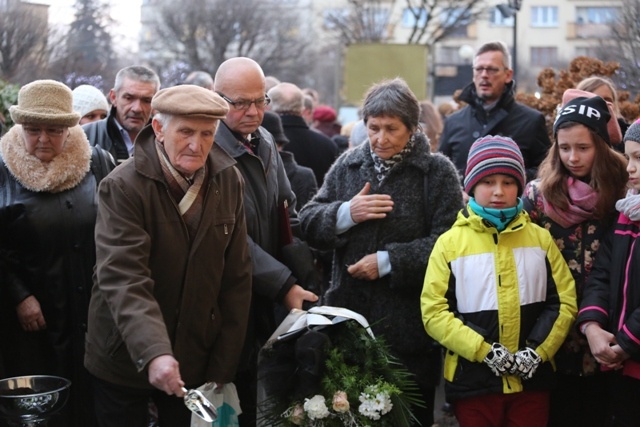 Ostatnie pożegnanie śp. ks. kan. Karola Psurka