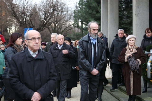 Ostatnie pożegnanie śp. ks. kan. Karola Psurka