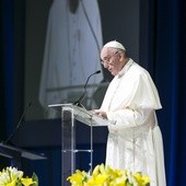 Papież: Strzeżcie się podwójnego życia