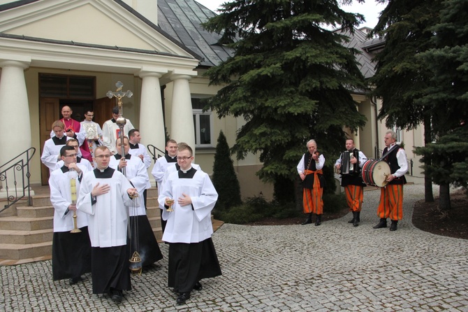 Sakra biskupia ks. Wojciecha Osiala, cz. I