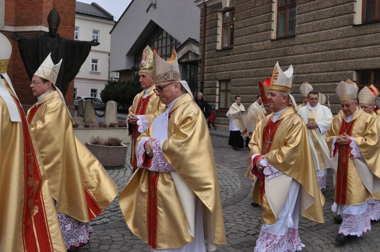 Święcenia bp. Leszka Leszkiewicza, cz. I