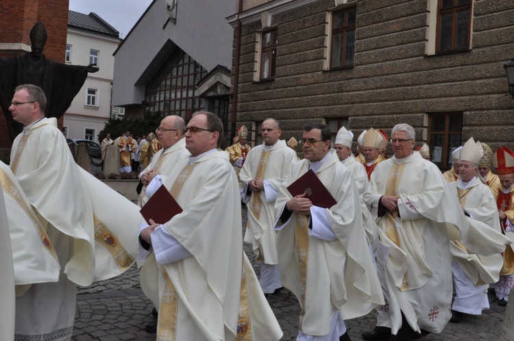 Święcenia bp. Leszka Leszkiewicza, cz. I