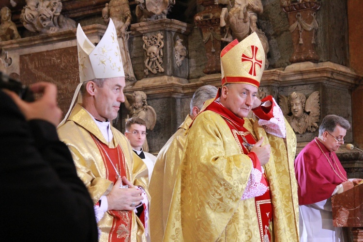 Święcenia biskupie ks. Leszkiewicza, cz. I. Liturgia i ryt święceń