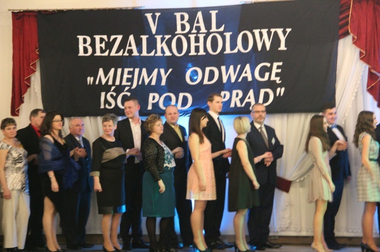 Bezalkoholowy Bal w Zawadach