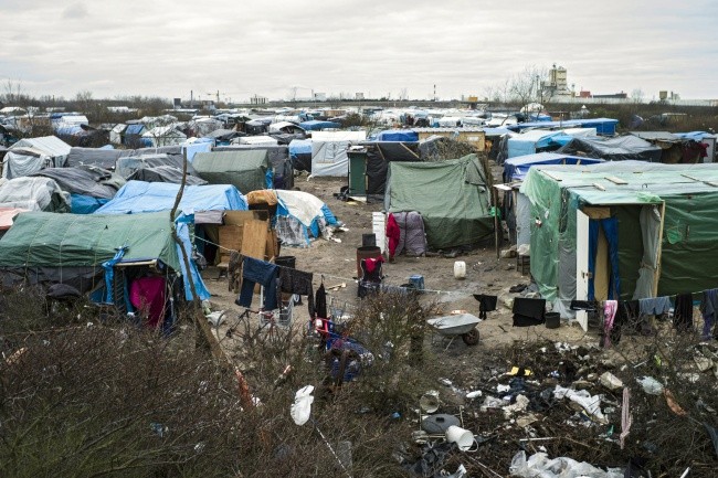 "Dżungla" w Calais do rozbiórki