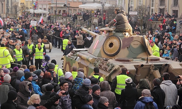 "Pójdzie wiara gromadą..."