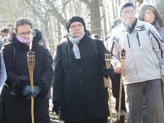 Droga Krzyżowa na terenie KL Auschwitz-Birkenau