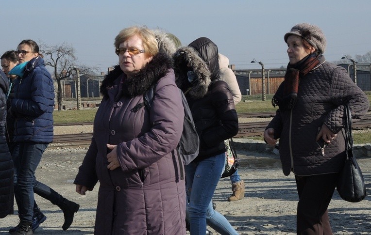 Droga Krzyżowa na terenie KL Auschwitz-Birkenau