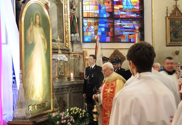 Znaki Bożego Miłosierdzia w Porąbce