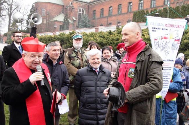 Rozpoczęcie konnej pielgrzymki z Łagiewnik do Rzymu