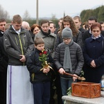 Ostatnie pożegnanie 9-letniej śp. Klaudii Pająk z Pisarzowic