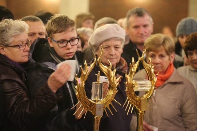 Znaki Bożego Miłosierdzia u św. Maksymiliana w Oświęcimiu