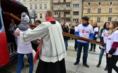 Początek peregrynacji krzyża i ikony w Świdnicy