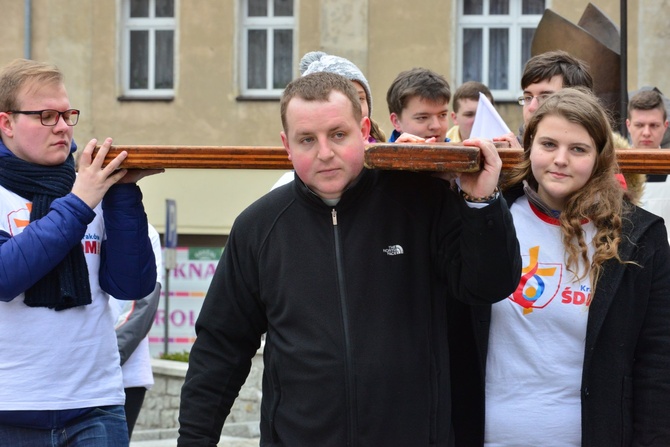 Początek peregrynacji krzyża i ikony w Świdnicy