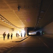  Tunel ma prawie 500 metrów długości