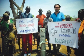  Mieszkańcy misyjnej wioski Ayem w Sudanie Południowym mają swoją studnię dzięki pomocy diecezjan bielsko-żywieckich! 