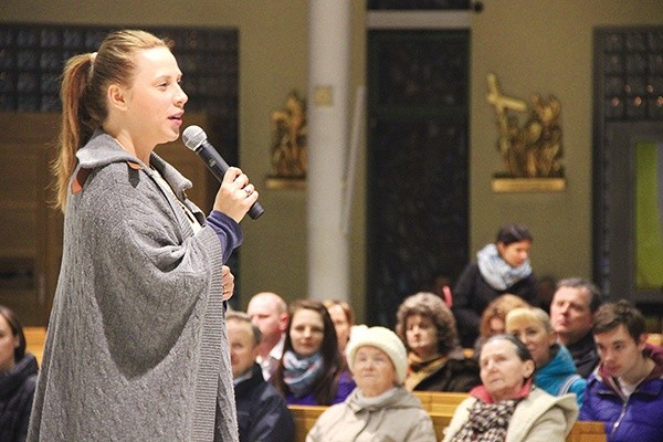 Anna Golędzinowska w kościele NSPJ w Katowicach-Koszutce