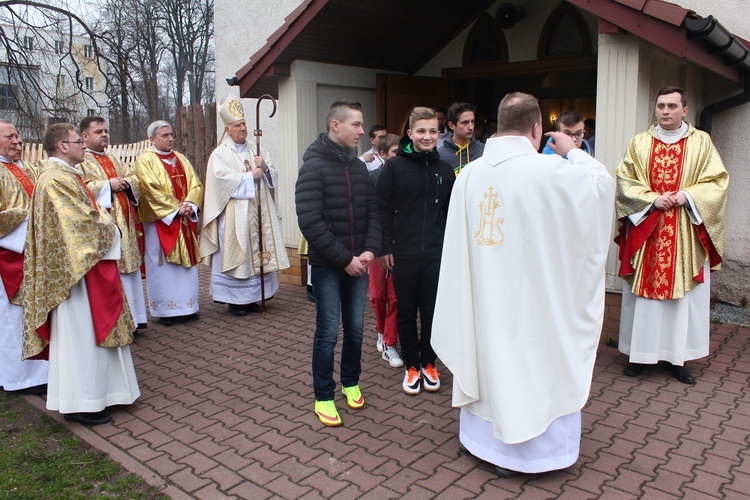 Krzyż i ikona ŚDM w Głuszycy